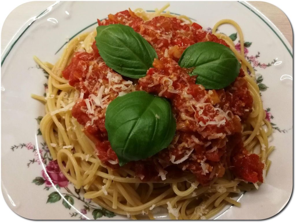 Spaghetti Napoli - Karola Kulinarnie